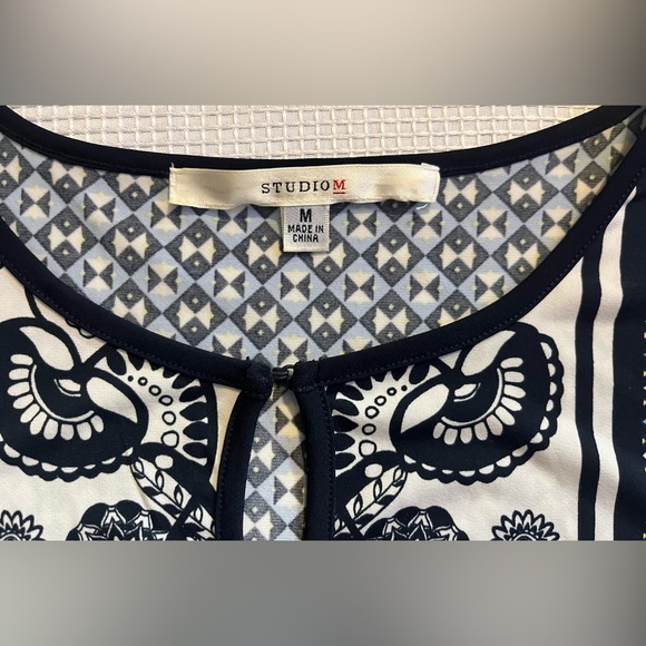 Studio M Black Blue and White Patterned Dress Women’s Size Medium - Picture 7 of 15